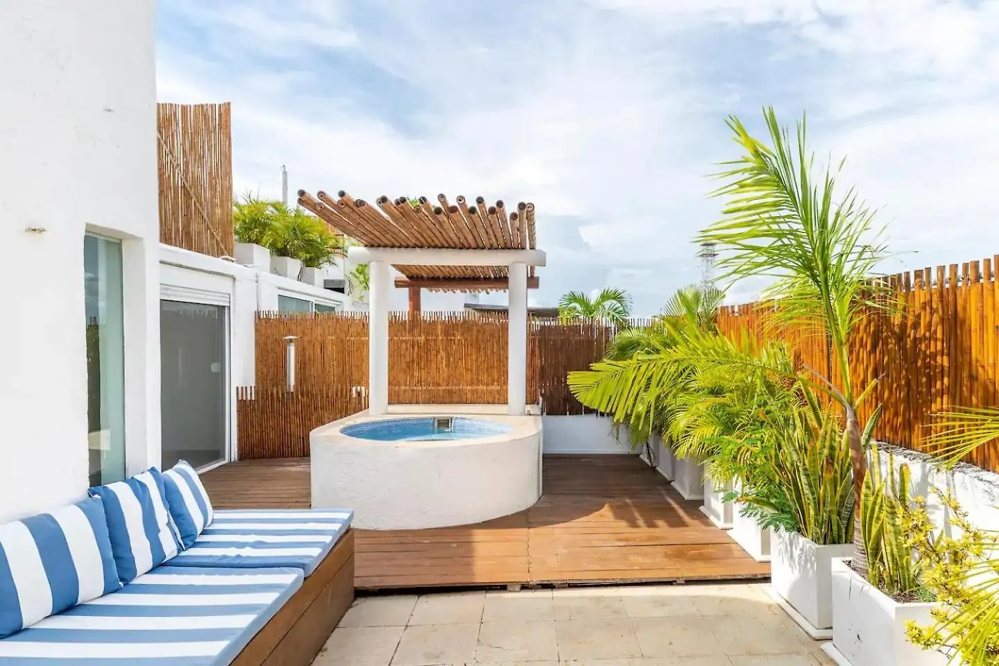 2 Story Ph 3B Heated Jacuzzi Close Beach Street 6 プレヤデルカーメン 0*,  メキシコ